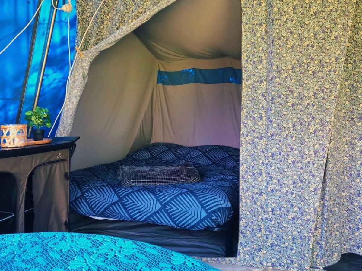 Hotel 4 Persoons Ingerichte Tent Op Kleine Camping Anna Paulowna Exterior foto